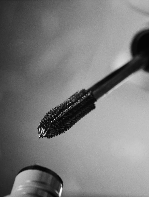 SolSkin Lengthening & Volumising Mascara